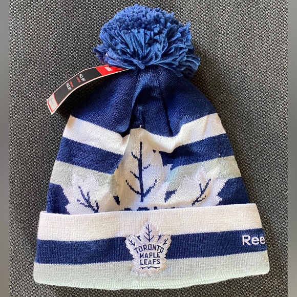 Reebok Other - 🏒NWT Toronto Maple Leafs Reebok NHL FACE OFF Knit Hat Beanie